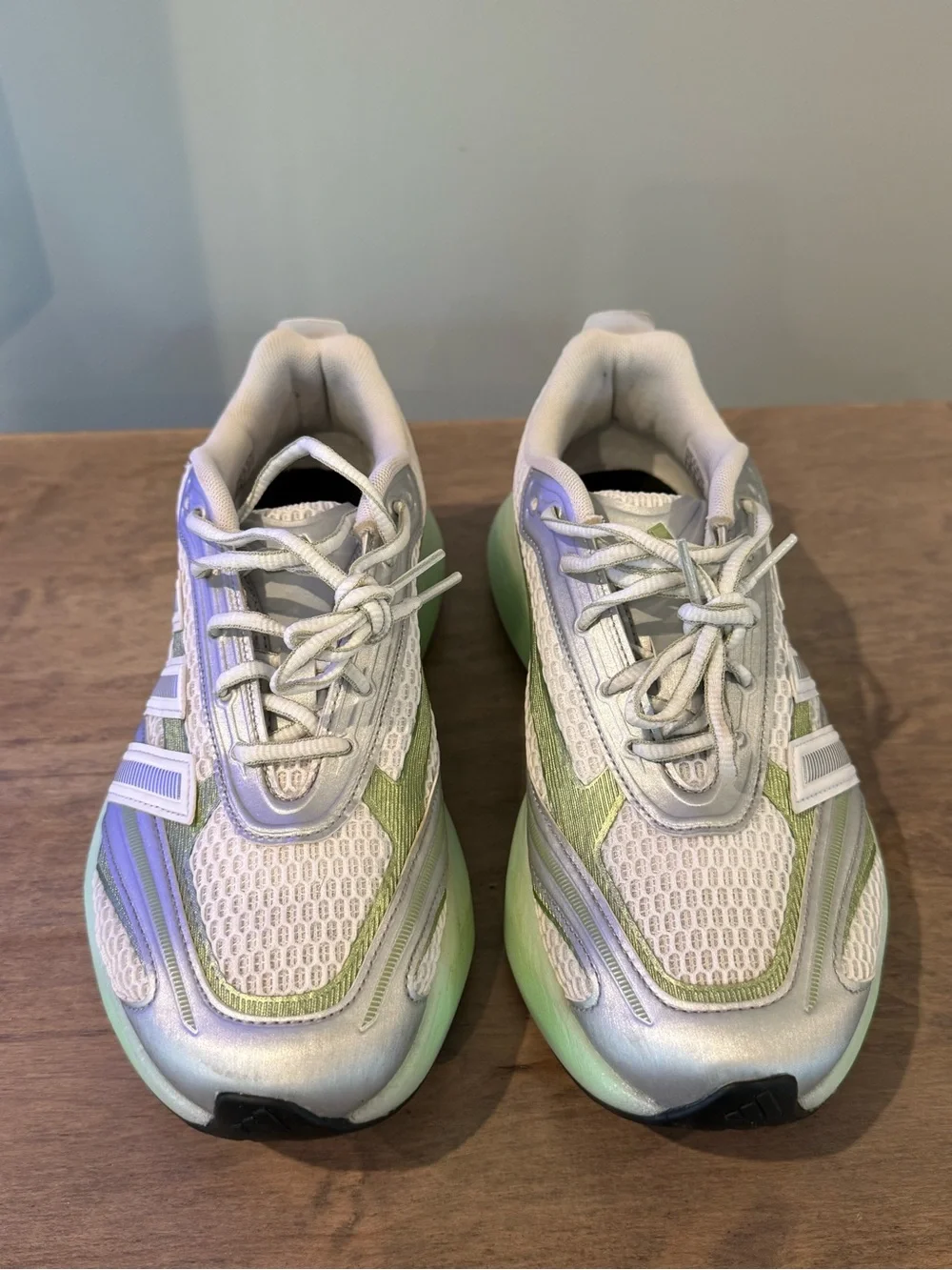 **FINAL PRICE** Women’s ’Adidas’ Light Blaze shoes